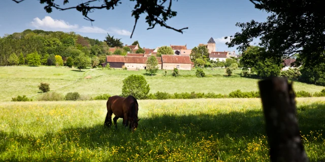 In the vicinity of St-Jean des Échelles